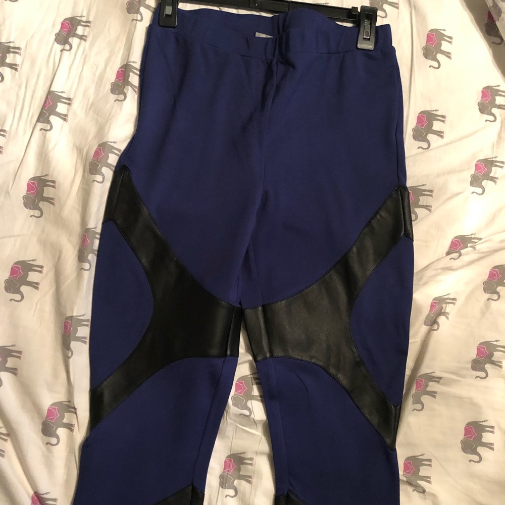 Venus leggings size 10